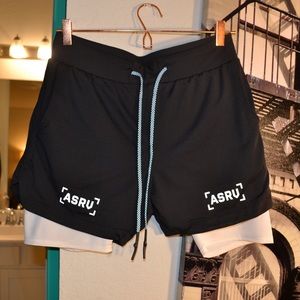 Men’s Asrv men’s shorts size M